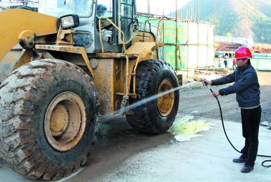 看北京如何治理監測揚塵-環境監測治理 看北京如何治理監測揚塵-環境監測治理