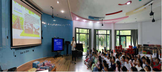 省生態(tài)環(huán)境監(jiān)測中心辦公室黨支部開展2022年“六·五”世界環(huán)境日主題實踐活動 省生態(tài)環(huán)境監(jiān)測中心辦公室黨支部開展2022年“六·五”世界環(huán)境日主題實踐活動